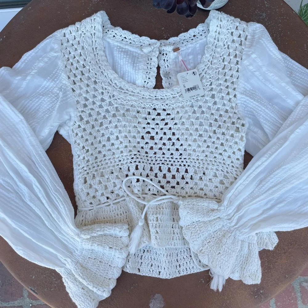 NWT free people crochet blouse 🤍